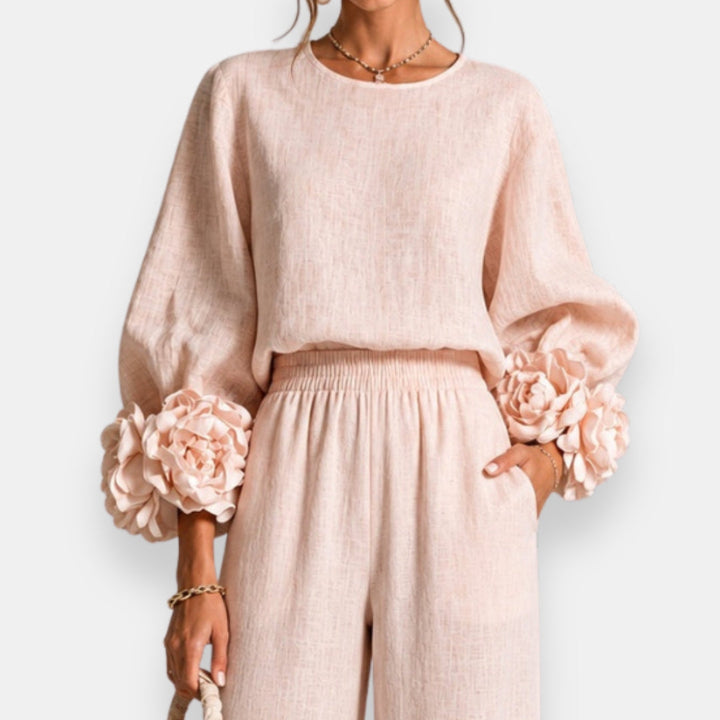 Penelope | Floral Appliqué Two-Piece Set - Maison Léa &amp; Lou