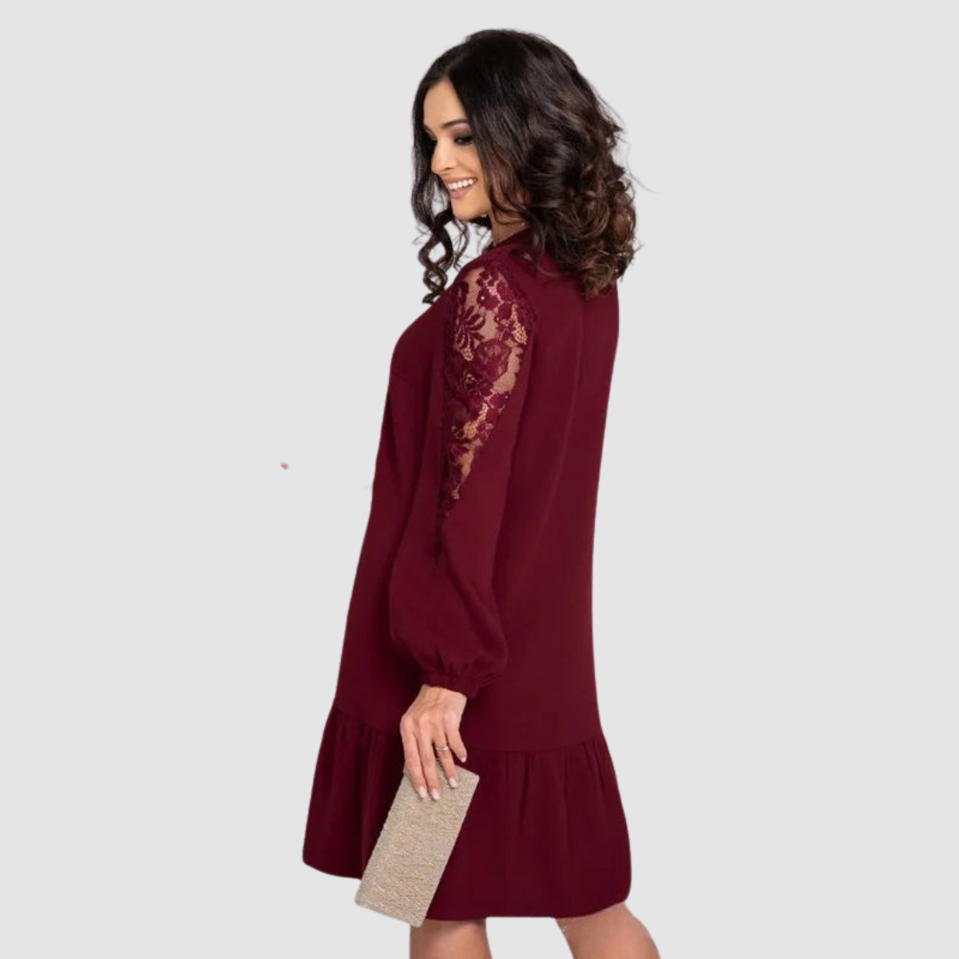Lowri Quinn | Lace-Sleeve Midi Dress - Maison Léa &amp; Lou