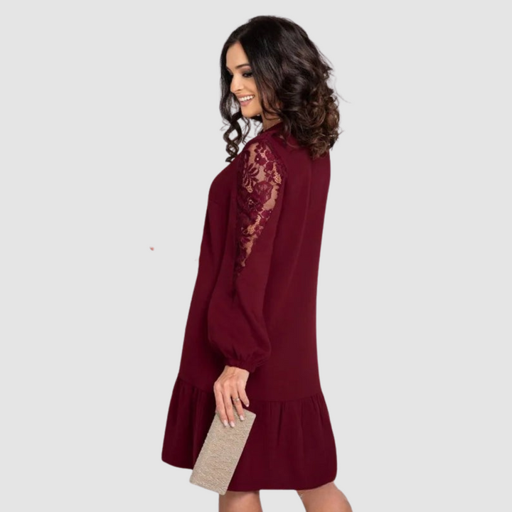 Lowri Quinn | Lace-Sleeve Midi Dress - Maison Léa &amp; Lou