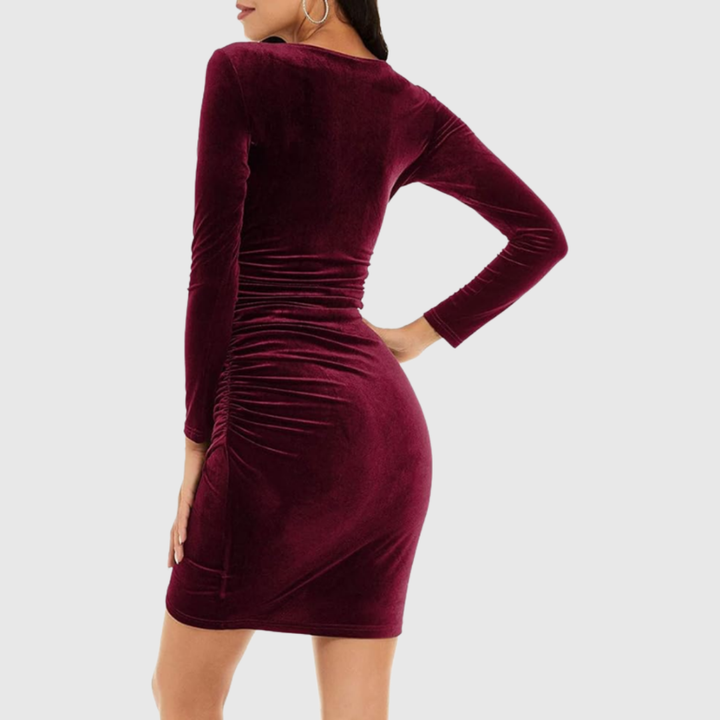 Sophia Quinn | Elegant Velvet Mini Dress - Maison Léa &amp; Lou