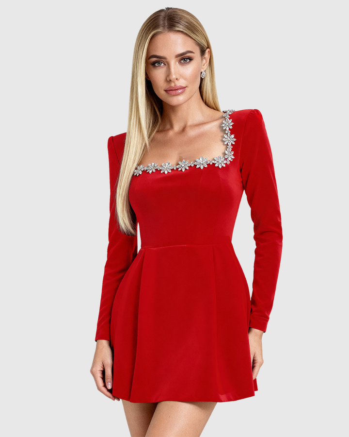 Talithaen | Crystal-Adorned Evening Gown - Maison Léa &amp; Lou