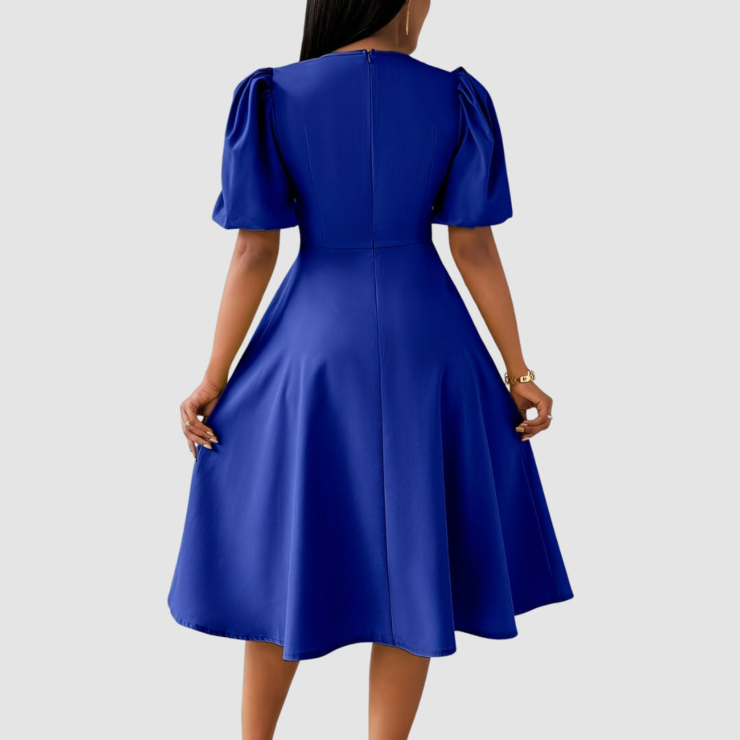 Clara Bloom | Refined Black Midi Dress - Maison Léa &amp; Lou