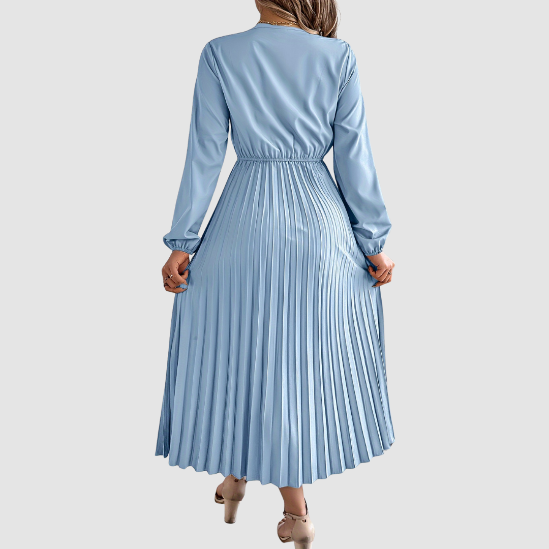 Rosalind Quinn | Lace V-Neck A-Line Dress - Maison Léa &amp; Lou