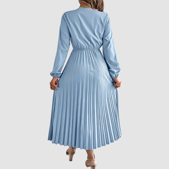Rosalind Quinn | Lace V-Neck A-Line Dress - Maison Léa &amp; Lou