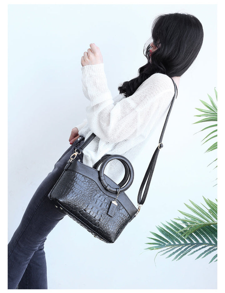 Frances - Classic Heritage Shoulder Bag - Maison Léa &amp; Lou