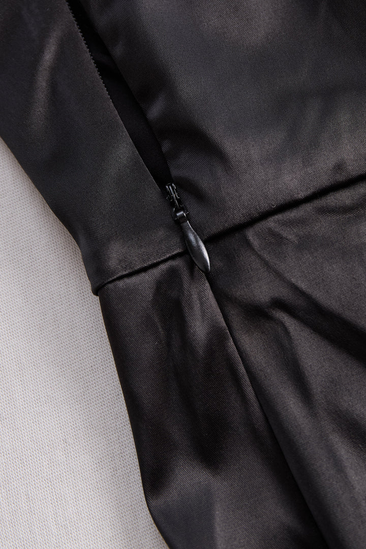 Hannah | One-Shoulder Black Gown - Maison Léa &amp; Lou