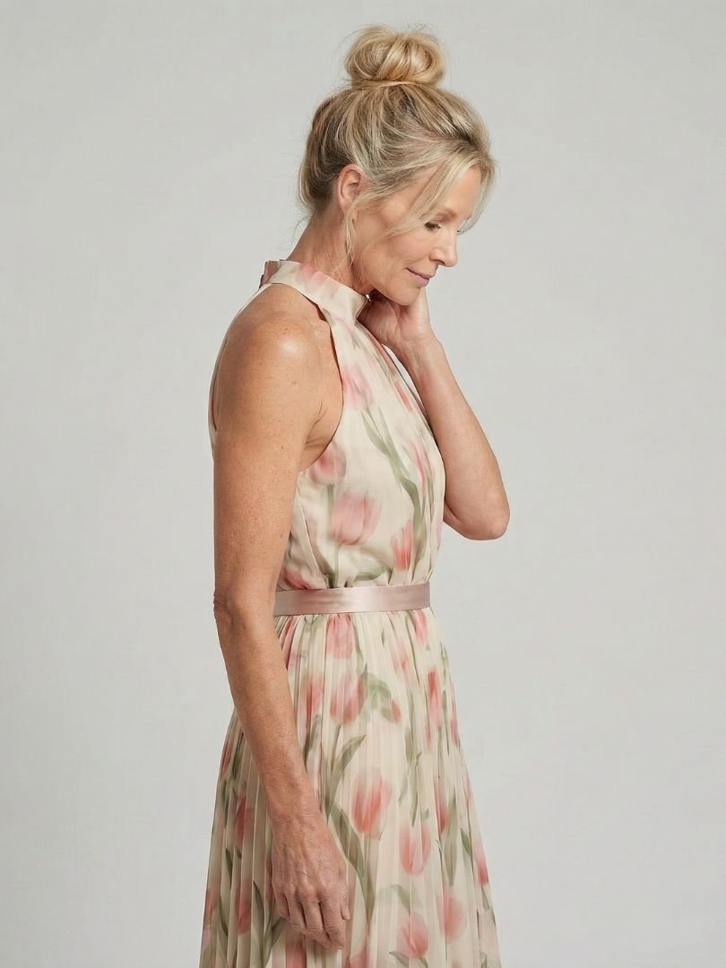 Aurelle | Halter Neck Floral Midi Dress - Maison Léa &amp; Lou