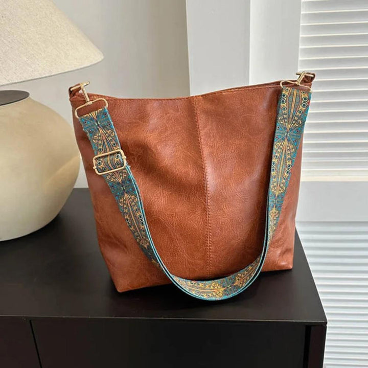 Linda - Vintage Charm Leather Shoulder Bag - Maison Léa &amp; Lou