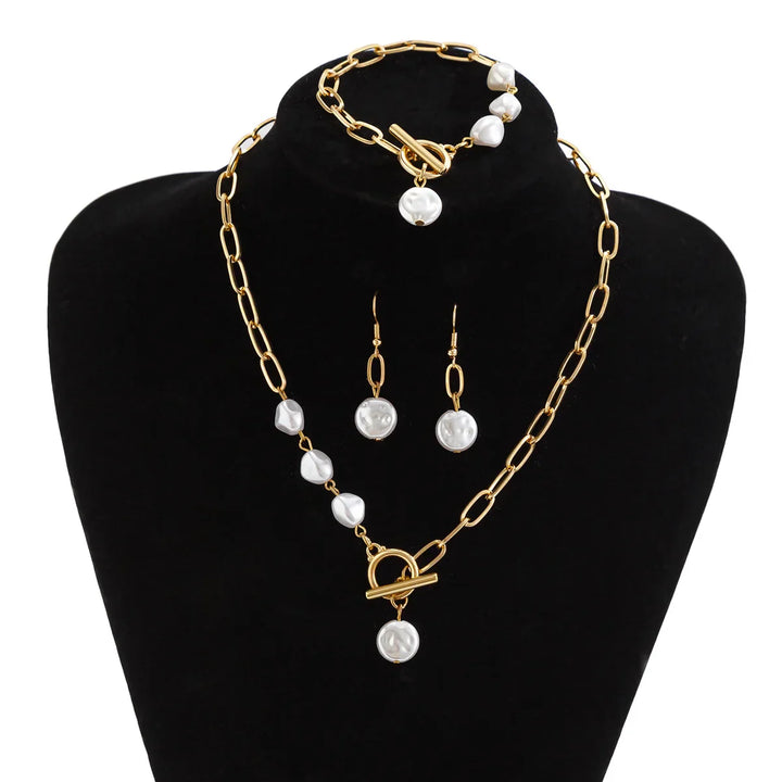 Set di Collana, Bracciale e Orecchini in Perle Paperclip Eleganti - Maison Léa &amp; Lou