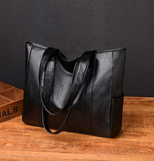 Susan - Minimalist Luxury Leather Shoulder Bag - Maison Léa &amp; Lou