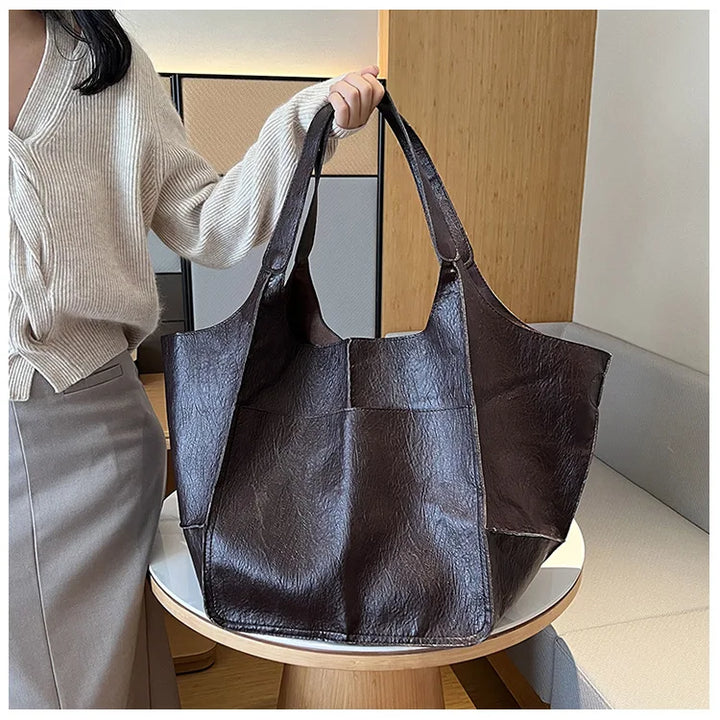 Ruth - Timeless Allure Leather Tote Bag - Maison Léa &amp; Lou