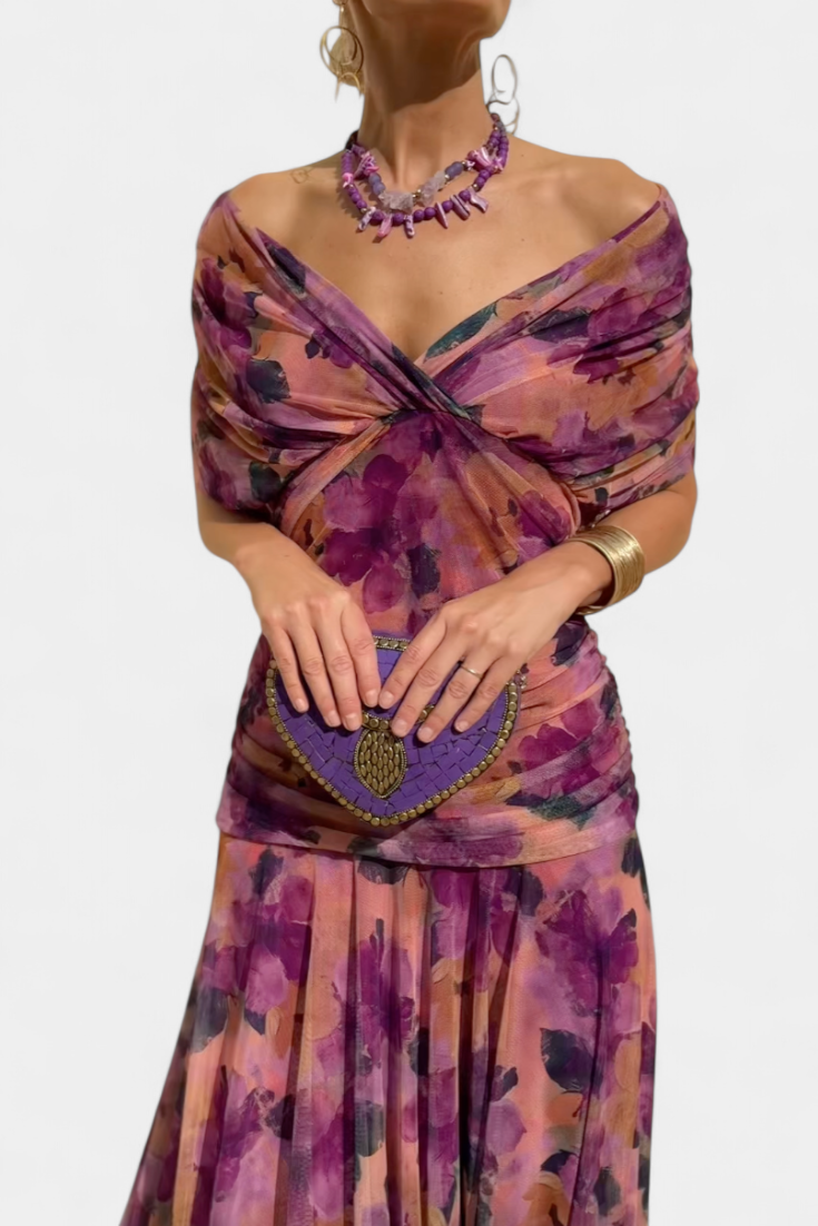 Freya - Flowing Floral V Neck Dress - Maison Léa &amp; Lou