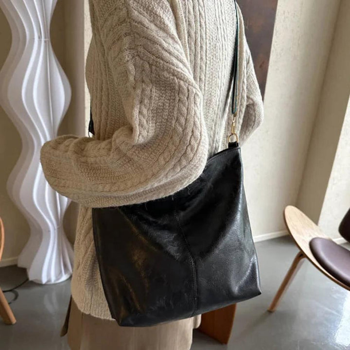Linda - Vintage Charm Leather Shoulder Bag - Maison Léa &amp; Lou