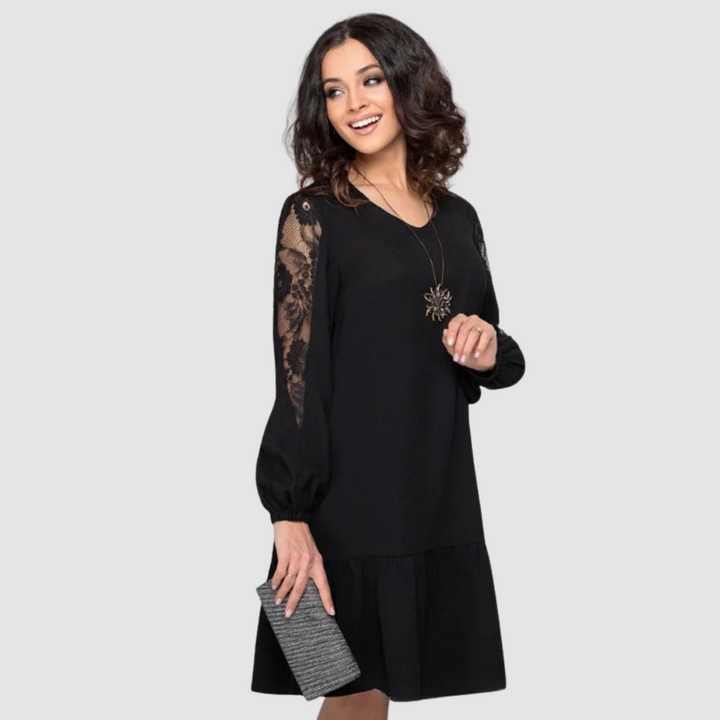 Lowri Quinn | Lace-Sleeve Midi Dress - Maison Léa &amp; Lou