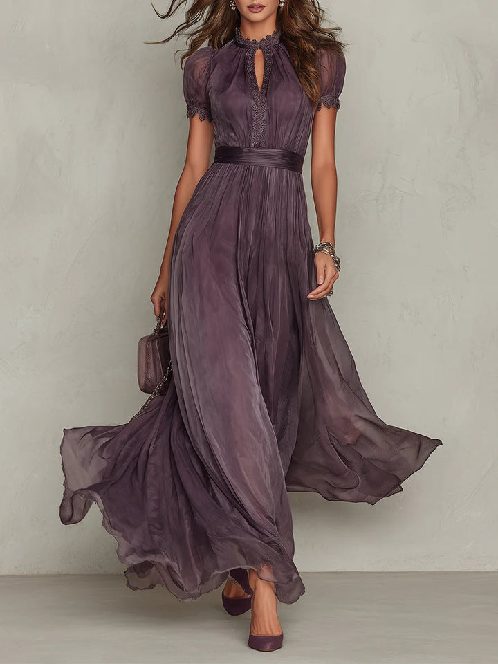 Flavia | Vestito lungo viola con scollo a chiave, bordo in pizzo di chiffon - Maison Léa &amp; Lou