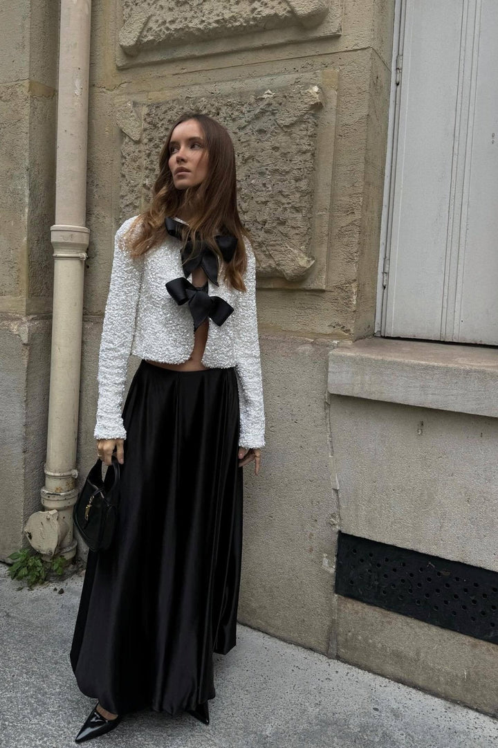 Anwen | Chic Blouse with Bow Detail - Maison Léa &amp; Lou