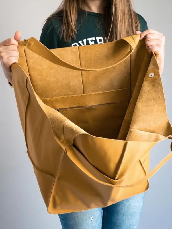 Ruth - Timeless Allure Leather Tote Bag - Maison Léa &amp; Lou