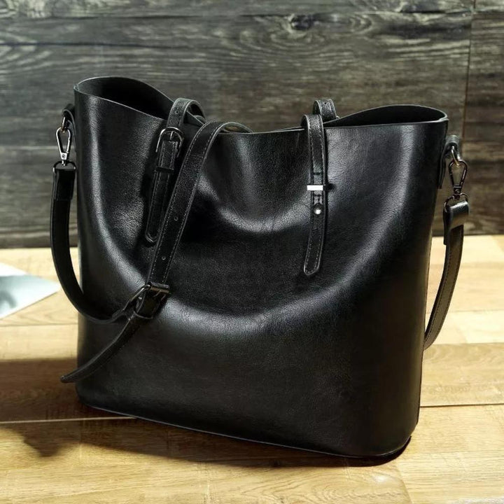 Jane - Timeless Vintage Leather Handbag - Maison Léa &amp; Lou
