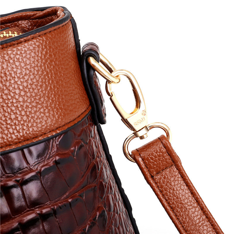 Frances - Classic Heritage Shoulder Bag - Maison Léa &amp; Lou